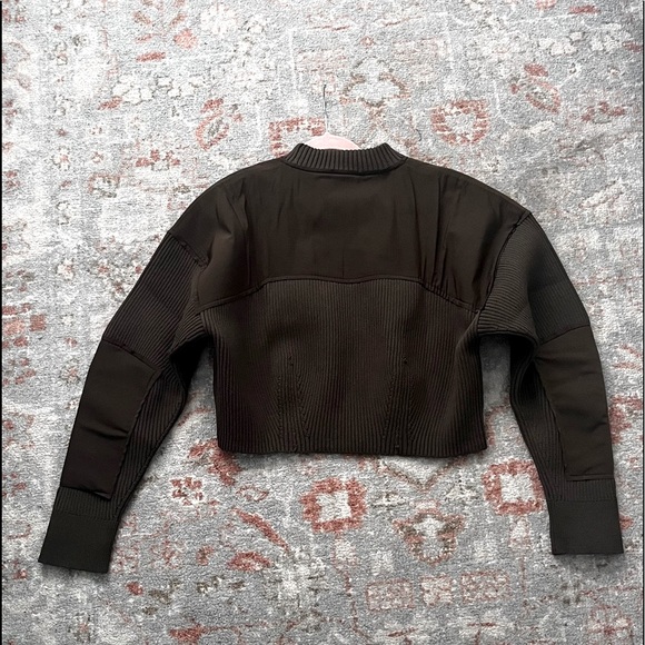 Dark dark green sweater - Picture 3 of 7